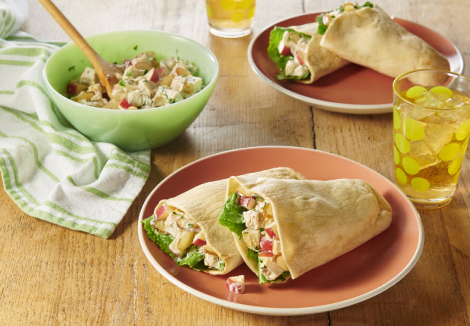 ChickenAlmondAndAppleSaladTortillaPockets